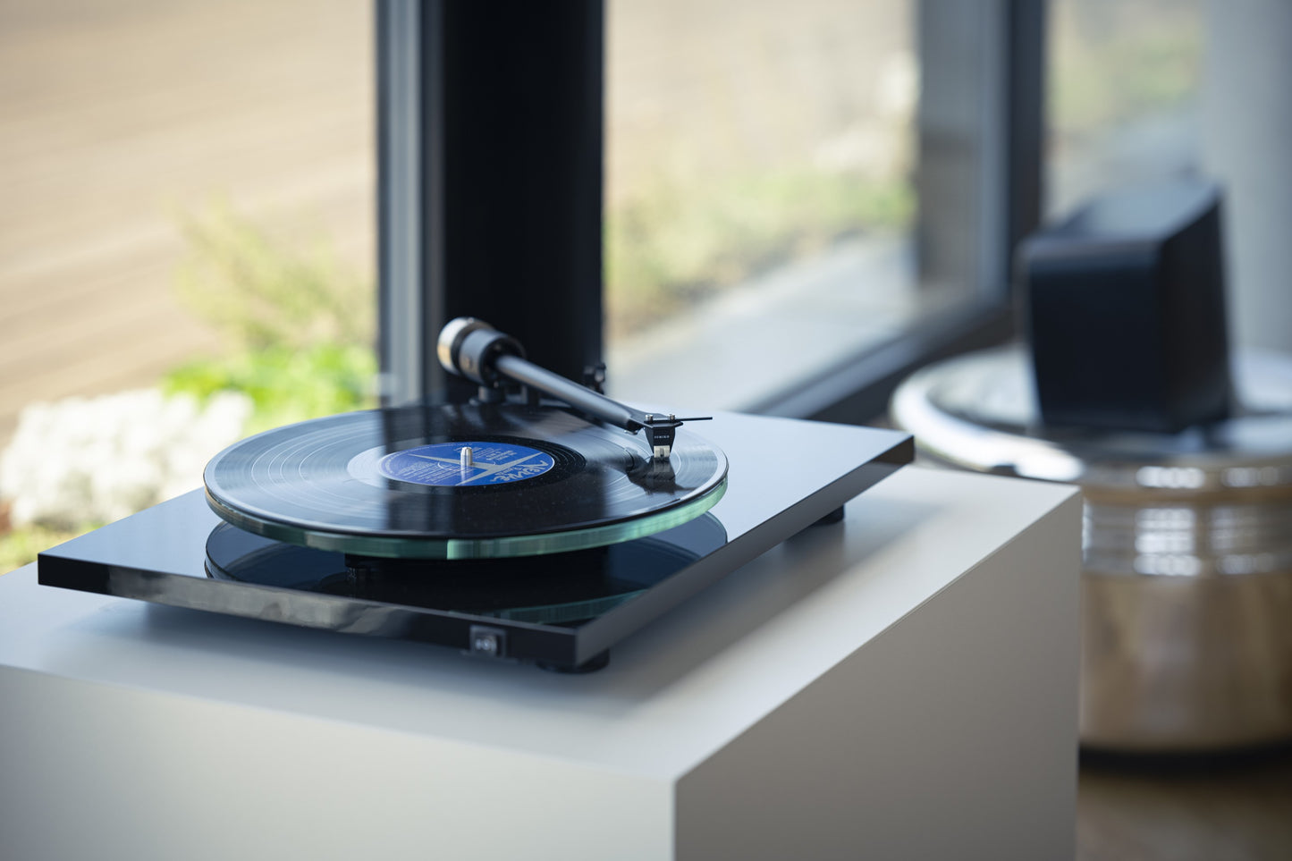 Pro-Ject T2-Line Turntable (T2, T2 Super Phono, T2 W Wi-Fi)