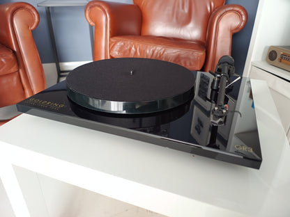 Goldring GR3 Turntable with inbuilt phono stage