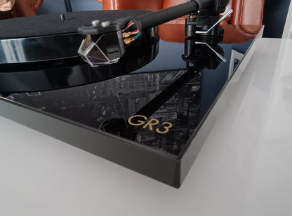 Goldring GR3 Turntable with inbuilt phono stage