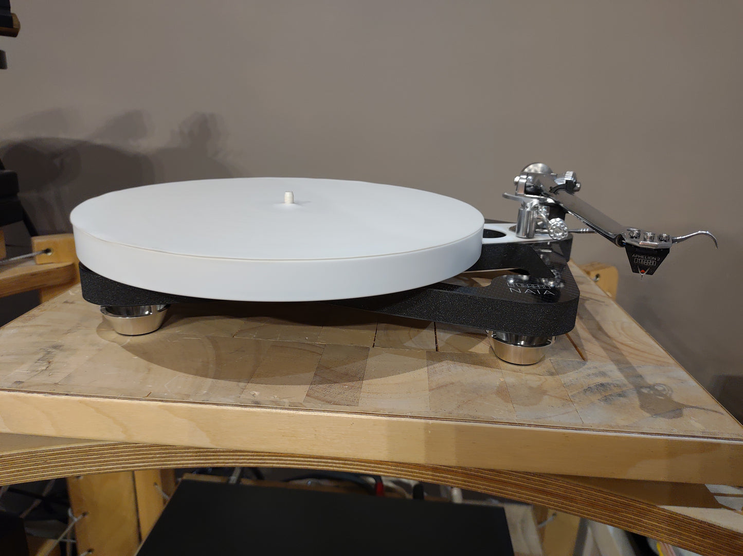 Rega Naia Turntable (Click & Collect Only)