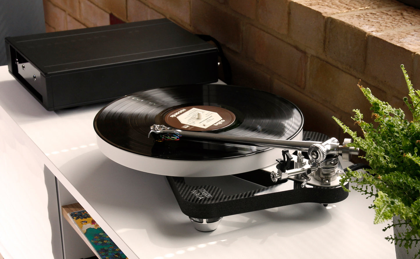 Rega Naia Turntable (Click & Collect Only)