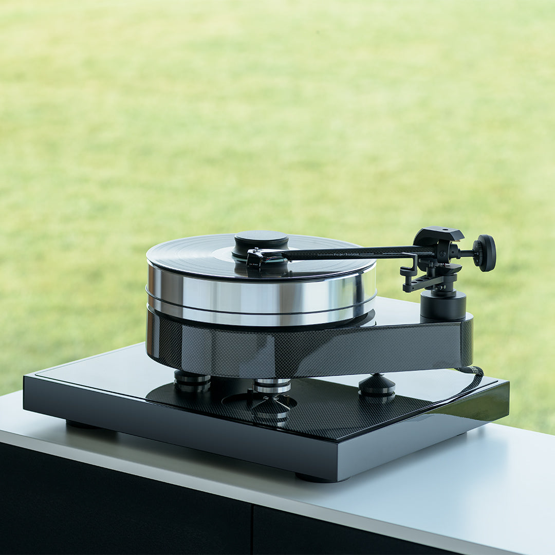 Pro-Ject RPM 10 Carbon Turntable